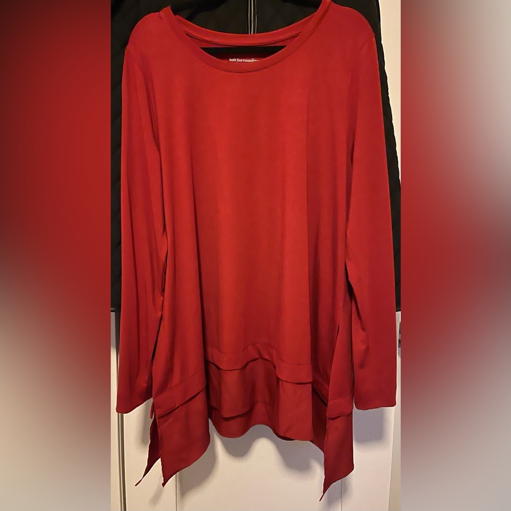 Soft Surroundings Red Hi-Lo Top, XL